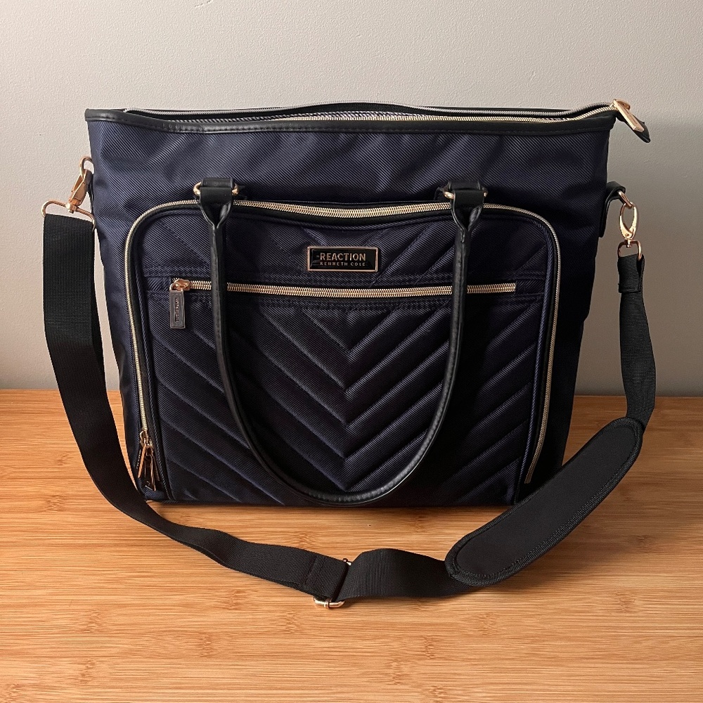 Kenneth Cole REACTION Chelsea Quilted Chevron 15" Laptop Tote - Like New Navy